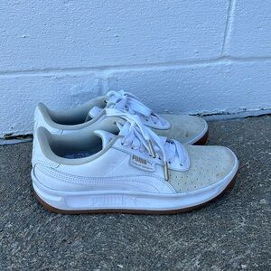 Puma Women’s Club Sneaker